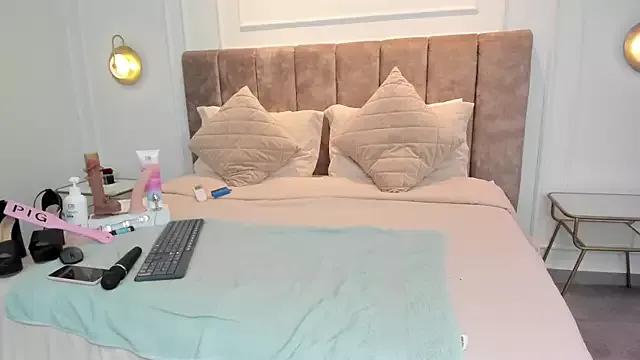 Emma__1 from StripChat is Freechat