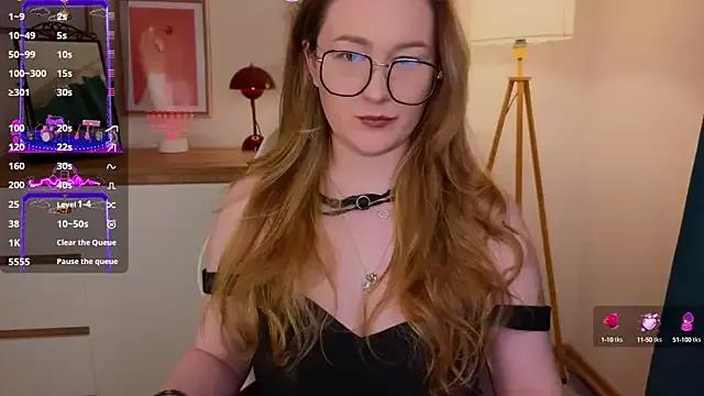 Girls: discover live performances with matured cam models, from teasing to fixations, in a variety of stunning live sex cams.