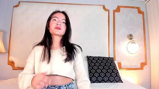 Girls: discover live performances with matured cam models, from teasing to fixations, in a variety of stunning live sex cams.