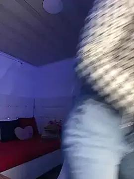 emma_oxford from StripChat