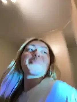 emma_oxford from StripChat is Freechat