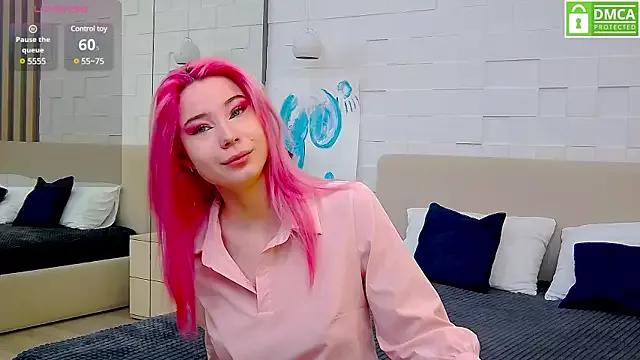 Emma_plux from StripChat is Freechat
