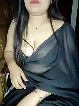 Girls: discover live performances with matured cam models, from teasing to fixations, in a variety of stunning live sex cams.
