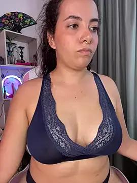 Girls: discover live performances with matured cam models, from teasing to fixations, in a variety of stunning live sex cams.