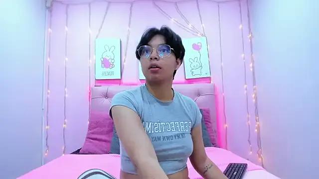 Emmaa_Lex from StripChat