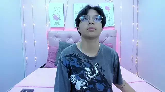 Emmaa_Lex from StripChat