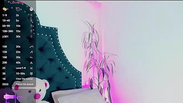 Girls: discover live performances with matured cam models, from teasing to fixations, in a variety of stunning live sex cams.
