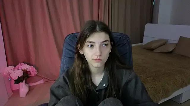 EmmaCherry7 from StripChat