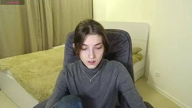 EmmaCherry7 from StripChat