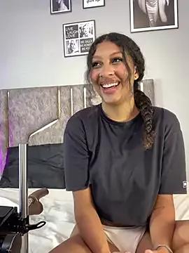 Emmacooperss from StripChat is Freechat