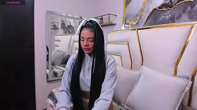 Girls: discover live performances with matured cam models, from teasing to fixations, in a variety of stunning live sex cams.