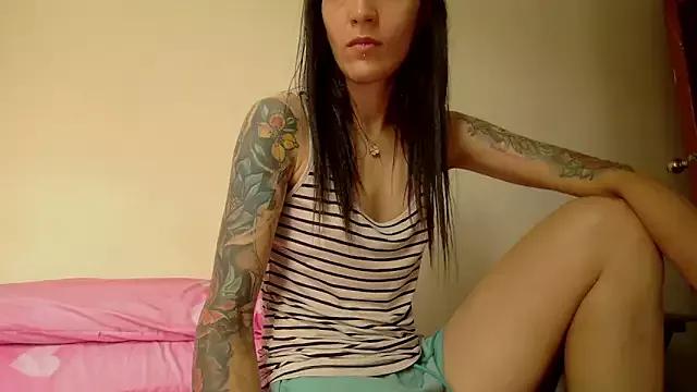 emmaherby from StripChat