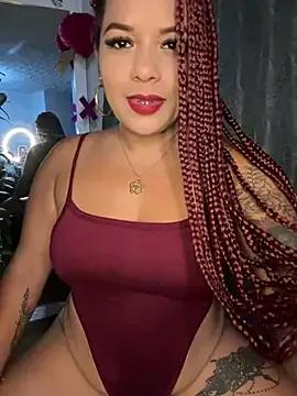 EmmaHot from StripChat is Freechat