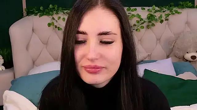 EmmaLawrens from StripChat
