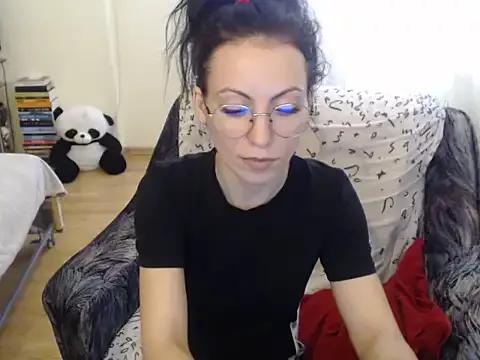 Girls: discover live performances with matured cam models, from teasing to fixations, in a variety of stunning live sex cams.