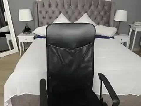 EmmaxPark from StripChat is Freechat