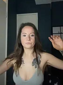 Girls: discover live performances with matured cam models, from teasing to fixations, in a variety of stunning live sex cams.