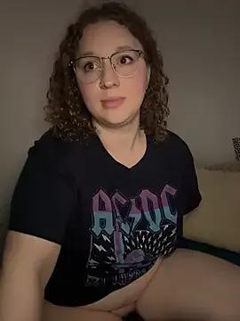 EmmieRae from StripChat is Freechat