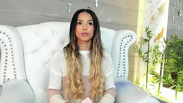EmmyCortez from StripChat
