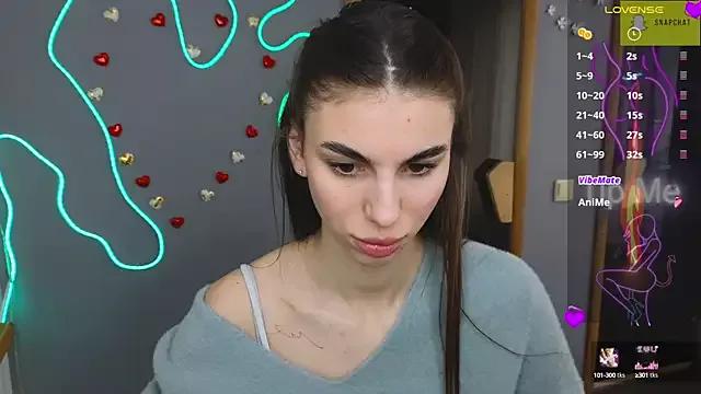 EmmyGreans from StripChat