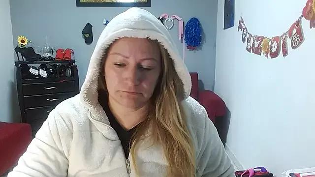 emperabigbootybigass from StripChat is Freechat