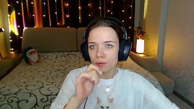 enchanting_chloe from StripChat is Freechat