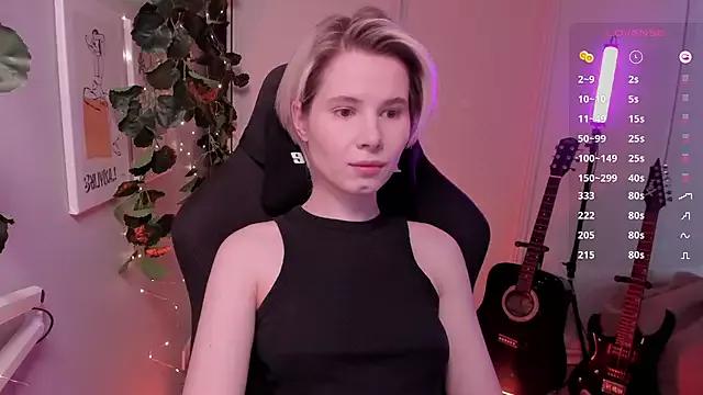 enigma_mia from StripChat is Freechat