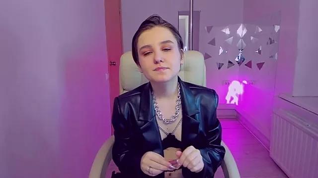 Girls: discover live performances with matured cam models, from teasing to fixations, in a variety of stunning live sex cams.