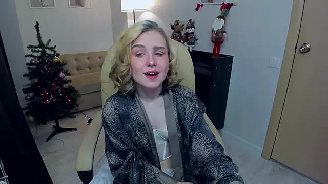 Girls: discover live performances with matured cam models, from teasing to fixations, in a variety of stunning live sex cams.