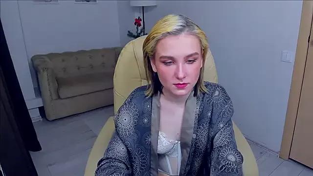 Girls: discover live performances with matured cam models, from teasing to fixations, in a variety of stunning live sex cams.