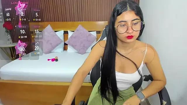 evelin_leroy from StripChat