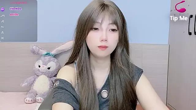 Evelyn-168 from StripChat