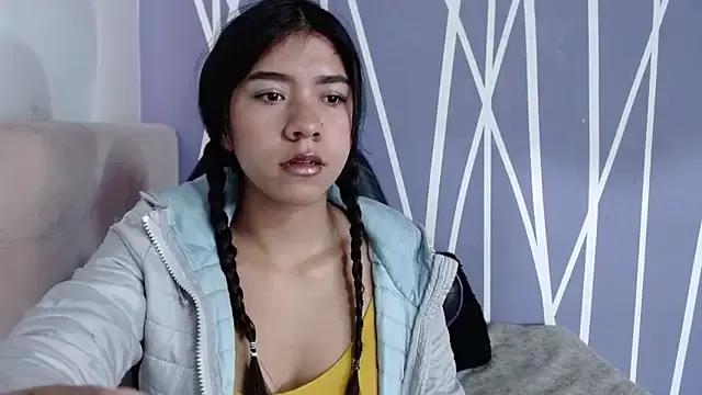 evelyngp from StripChat is Freechat
