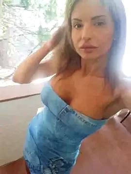 f-r-a-g-i-l-e from StripChat