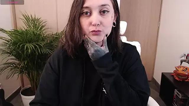 FallenAngel- from StripChat is Freechat