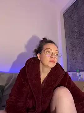 Girls: discover live performances with matured cam models, from teasing to fixations, in a variety of stunning live sex cams.