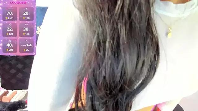 Girls: discover live performances with matured cam models, from teasing to fixations, in a variety of stunning live sex cams.