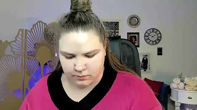 FlorenceAnderson from StripChat is Freechat