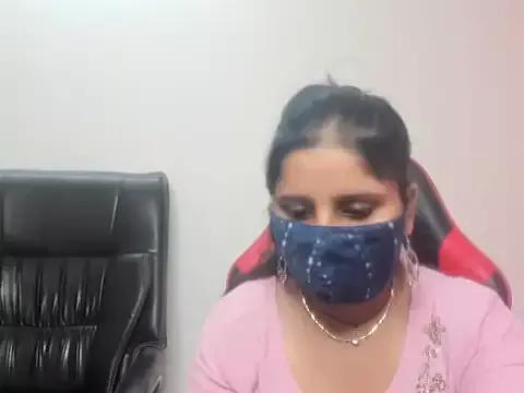 Flowing_love from StripChat is Freechat