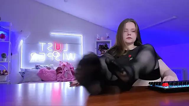 Girls: discover live performances with matured cam models, from teasing to fixations, in a variety of stunning live sex cams.
