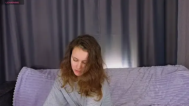 FoxFever on StripChat