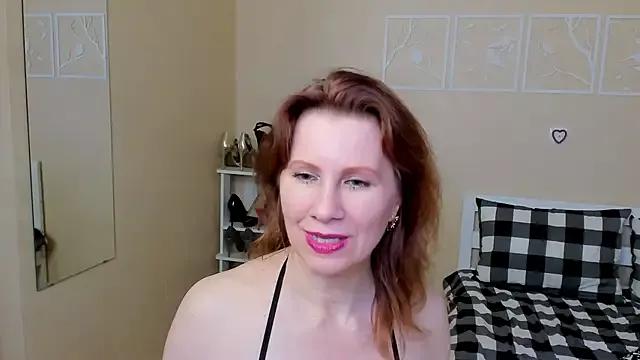 Girls: discover live performances with matured cam models, from teasing to fixations, in a variety of stunning live sex cams.