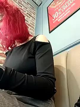 Girls: discover live performances with matured cam models, from teasing to fixations, in a variety of stunning live sex cams.