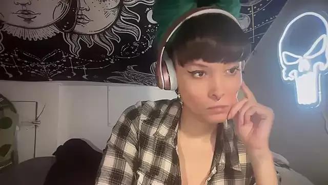FRRANNKIE from StripChat
