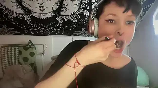 FRRANNKIE from StripChat