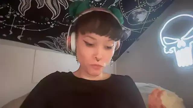 FRRANNKIE from StripChat