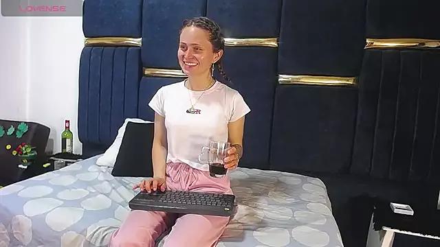 fulfill_fantasies1 from StripChat
