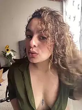 Girls: discover live performances with matured cam models, from teasing to fixations, in a variety of stunning live sex cams.