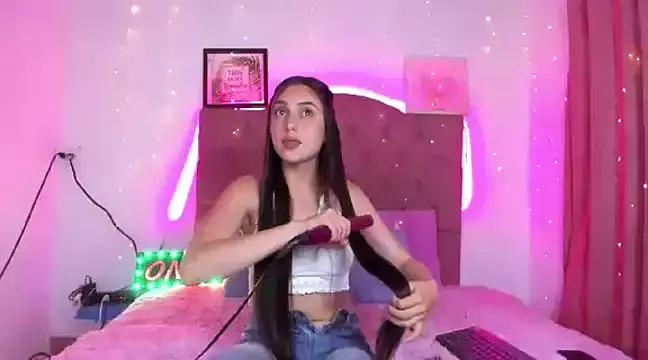 Girls: discover live performances with matured cam models, from teasing to fixations, in a variety of stunning live sex cams.