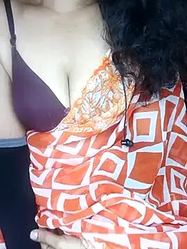 Girls: discover live performances with matured cam models, from teasing to fixations, in a variety of stunning live sex cams.